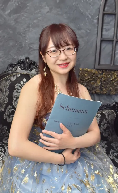 阿部葵（ピアノ）